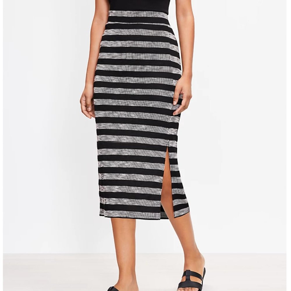 LOFT Geo Striped Slit Column Pull On Skirt. XS